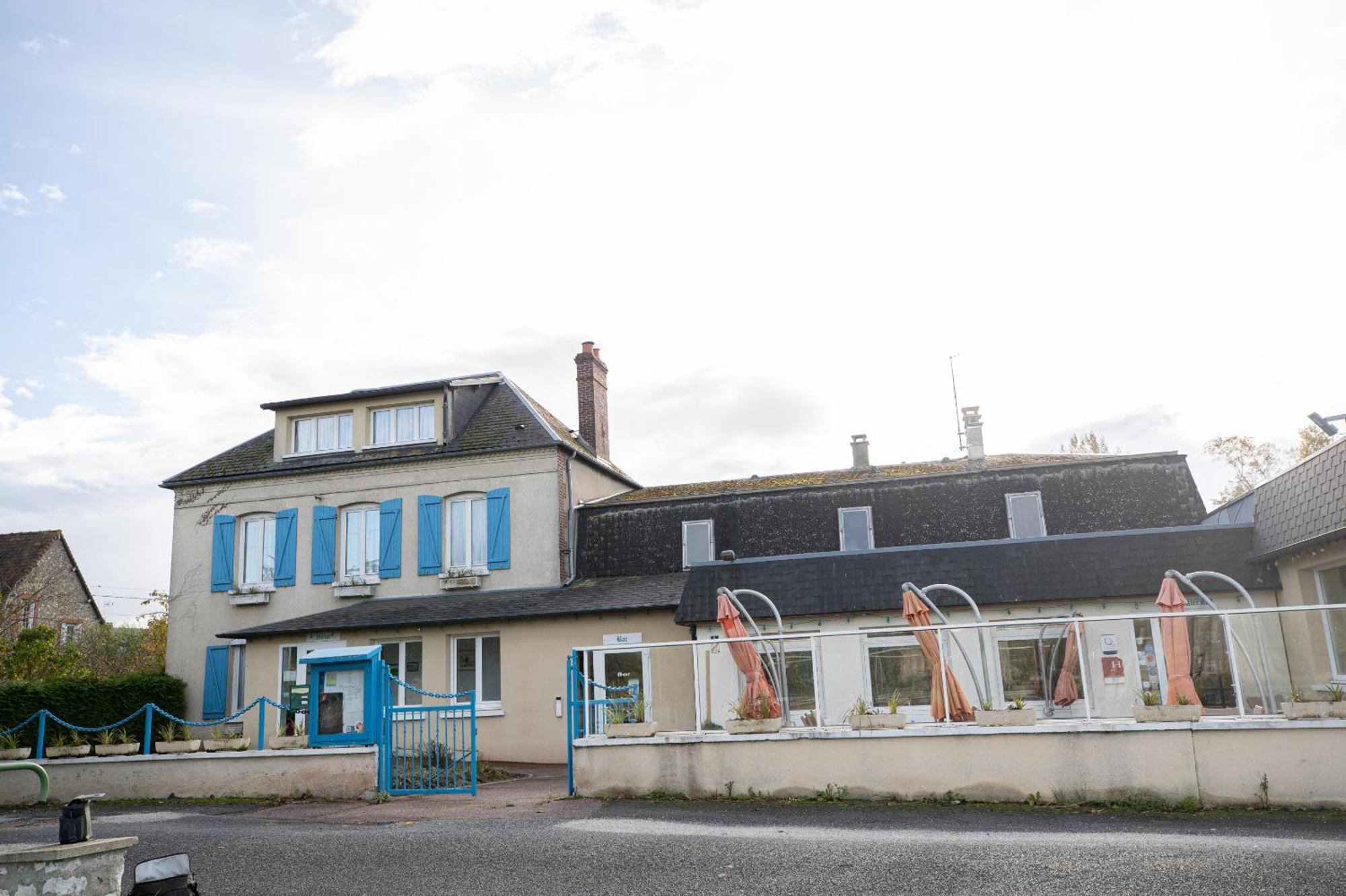 Hotel Restaurant Des 4 Ecluses Gaillon Exteriér fotografie
