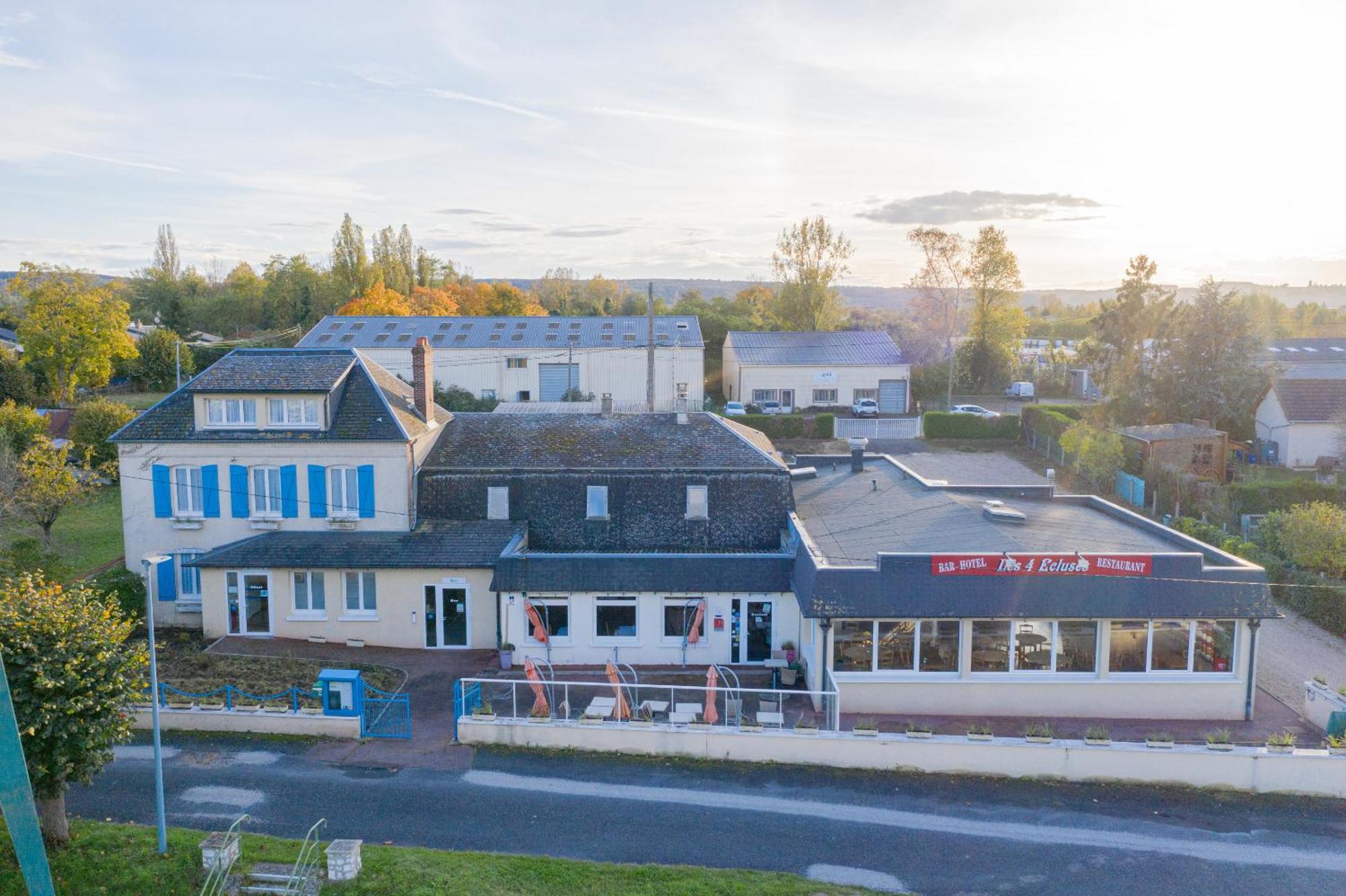 Hotel Restaurant Des 4 Ecluses Gaillon Exteriér fotografie